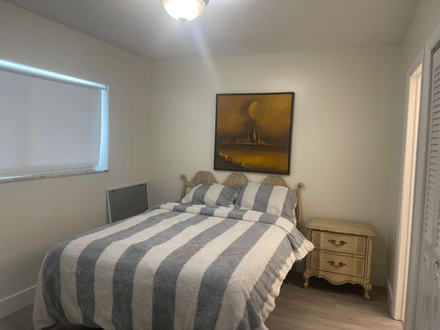 1117 Lake Terrace F-207, Boynton Beach, FL 33426