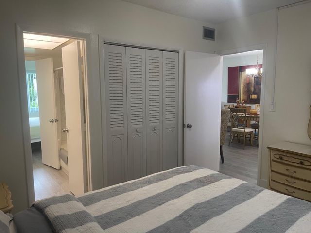 1117 Lake Terrace F-207, Boynton Beach, FL 33426