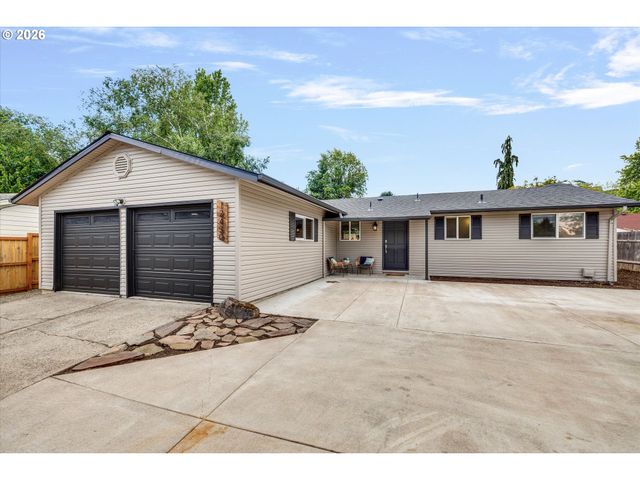 12450 Sw BELL Ct, Tigard, OR 97223