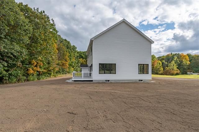 956 North Barnstead Road, Barnstead, NH 03225