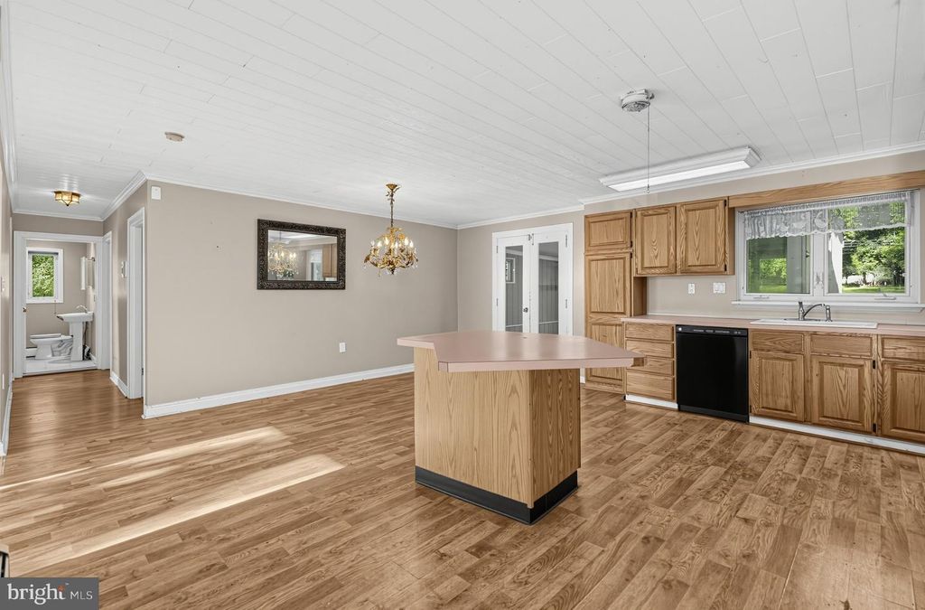 2155 KINGSWOOD LN, Broomall, PA 19008 — photo 2