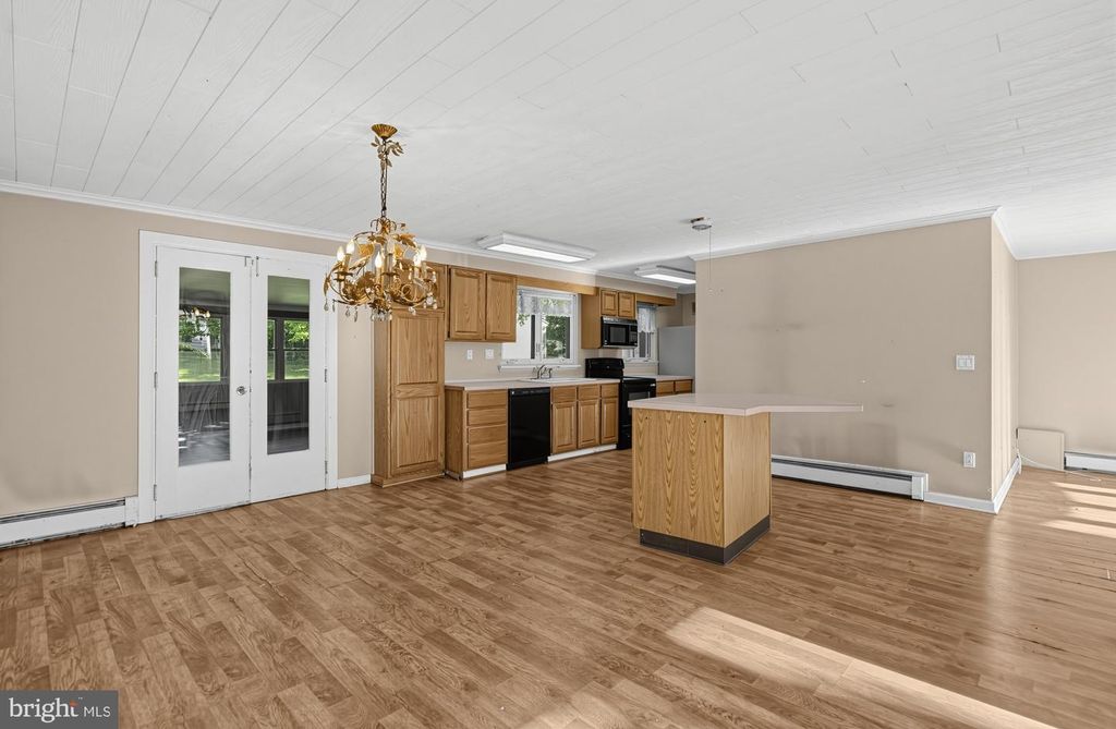 2155 KINGSWOOD LN, Broomall, PA 19008 — photo 4