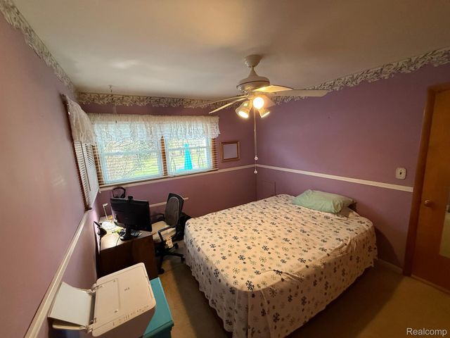 377 Wellington Crescent Boulevard, Mt Clemens, MI 48043