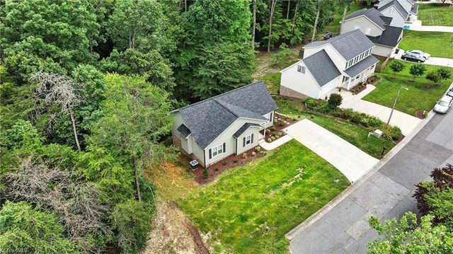 1206 Deerfield Drive, Reidsville, NC 27320