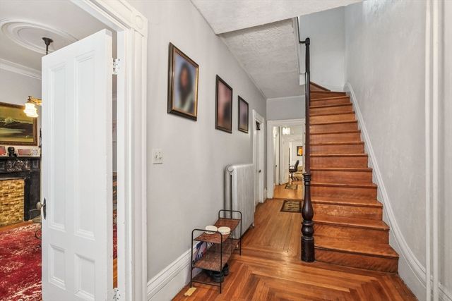 101 Mount Pleasant Ave 101, Boston, MA 02119