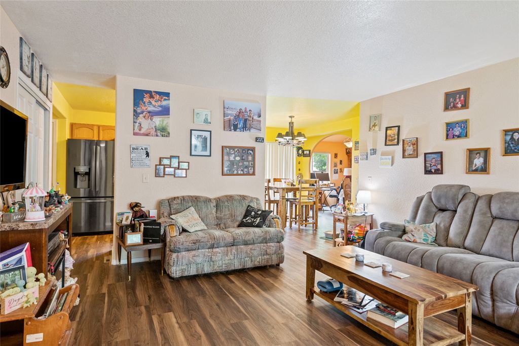 Image 2 of property listing at 2642 Sheffield Drive, Missoula, MT 59808