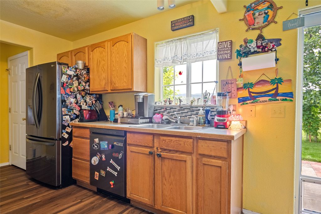 Image 7 of property listing at 2642 Sheffield Drive, Missoula, MT 59808