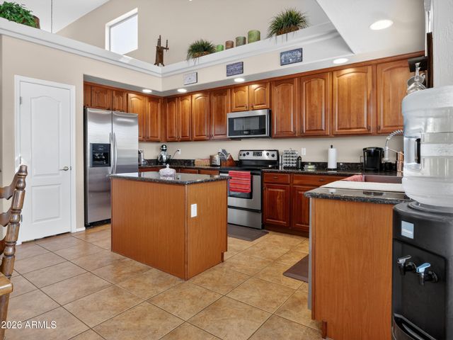 43251 W CYDNEE Drive, Maricopa, AZ 85138