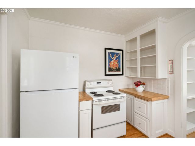 4737 Ne 31ST Ave, Portland, OR 97211