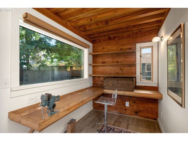 4737 Ne 31ST Ave, Portland, OR 97211