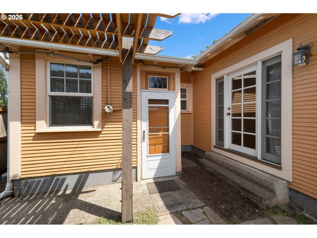 4737 Ne 31ST Ave, Portland, OR 97211