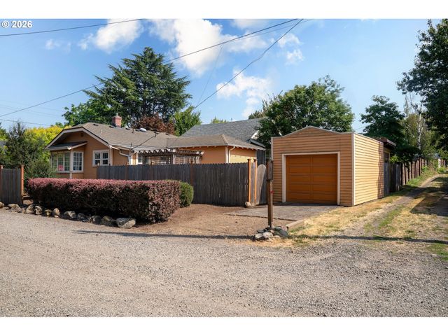4737 Ne 31ST Ave, Portland, OR 97211