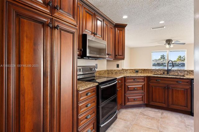 1918 SW 175th Ave, Miramar, FL 33029