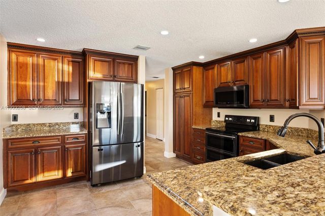 1918 SW 175th Ave, Miramar, FL 33029