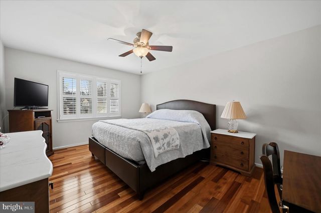 7001 EBBTIDE LN, Burke, VA 22015