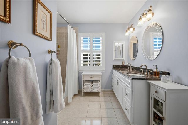 7001 EBBTIDE LN, Burke, VA 22015