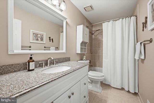 7001 EBBTIDE LN, Burke, VA 22015