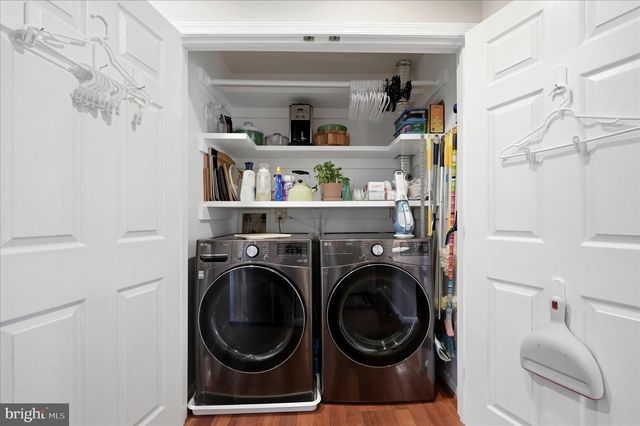 7001 EBBTIDE LN, Burke, VA 22015