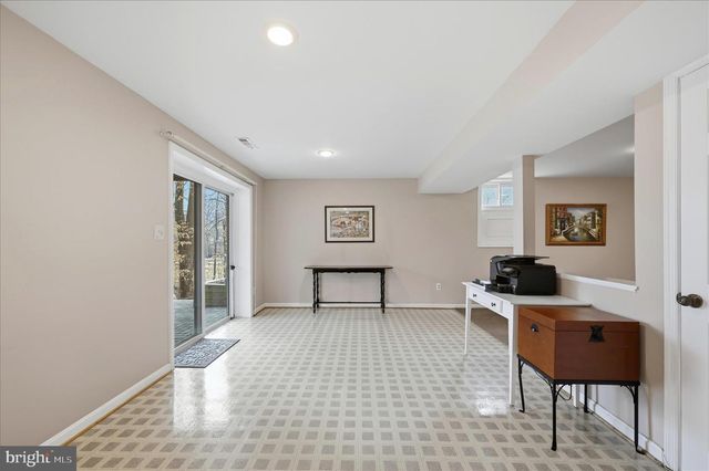 7001 EBBTIDE LN, Burke, VA 22015