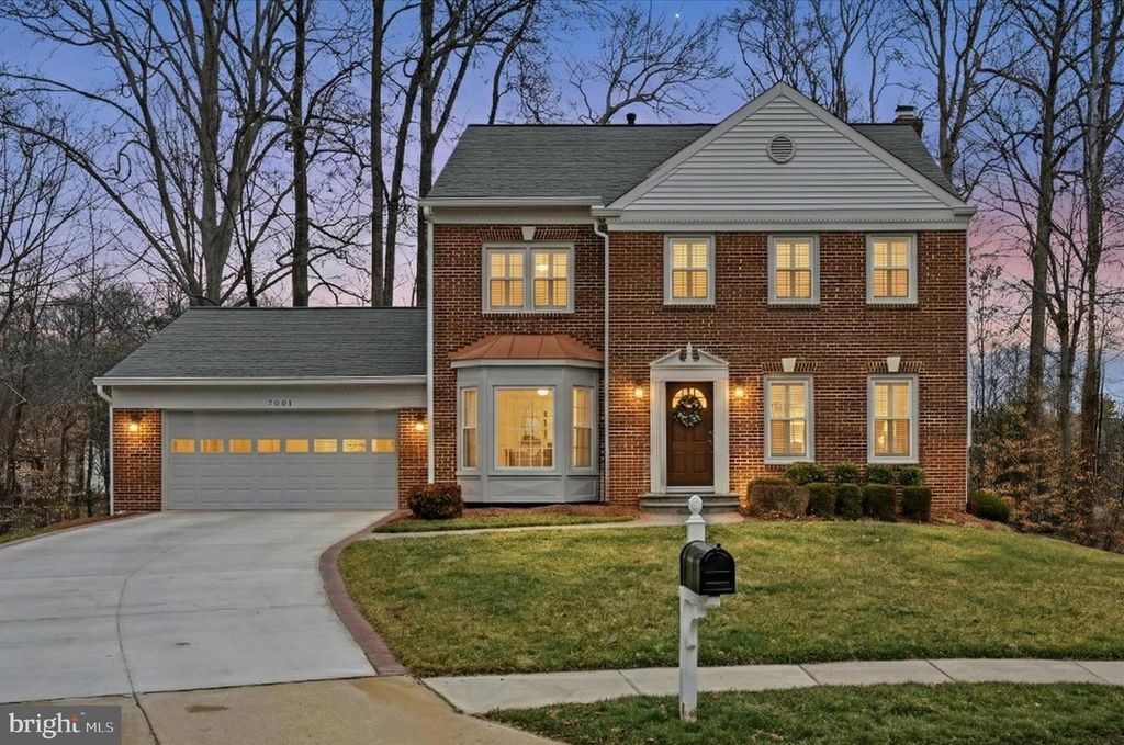 7001 EBBTIDE LN, Burke, VA 22015