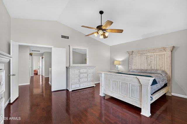 1100 W GLENMERE Drive, Chandler, AZ 85224