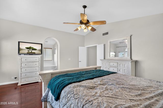 1100 W GLENMERE Drive, Chandler, AZ 85224