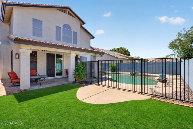 1100 W GLENMERE Drive, Chandler, AZ 85224