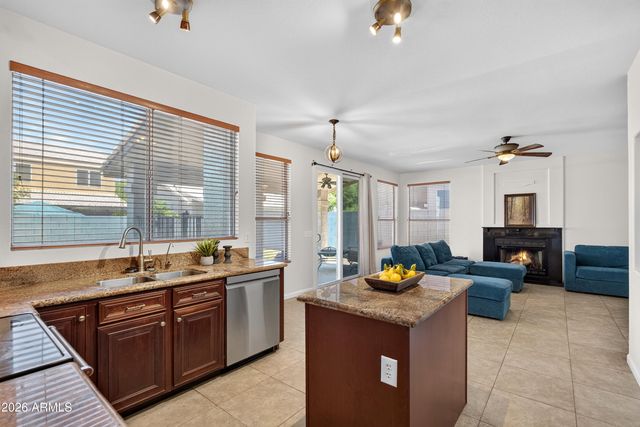 1100 W GLENMERE Drive, Chandler, AZ 85224