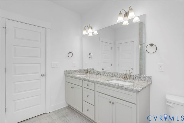 10243 Szalay Ln, Ashland, VA 23005