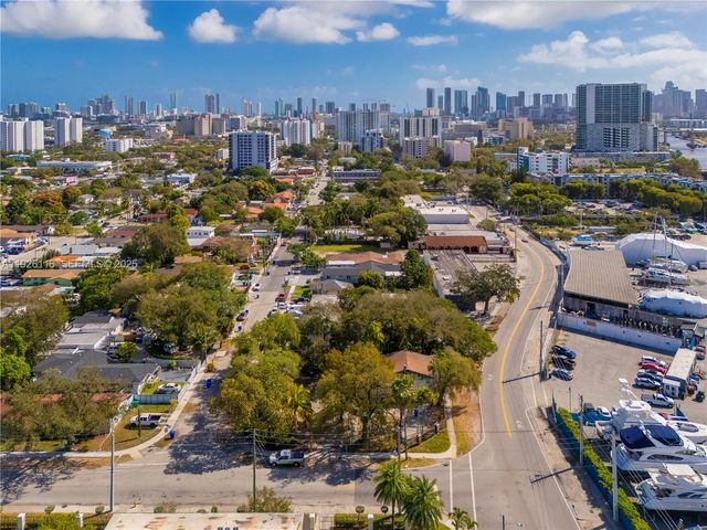 1884 NW 15th St, Miami, FL 33125