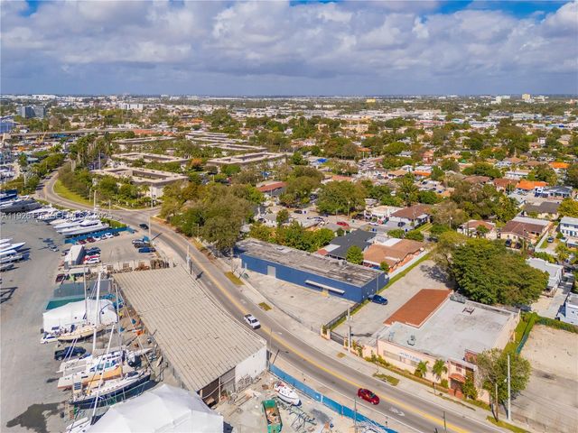 1884 NW 15th St, Miami, FL 33125