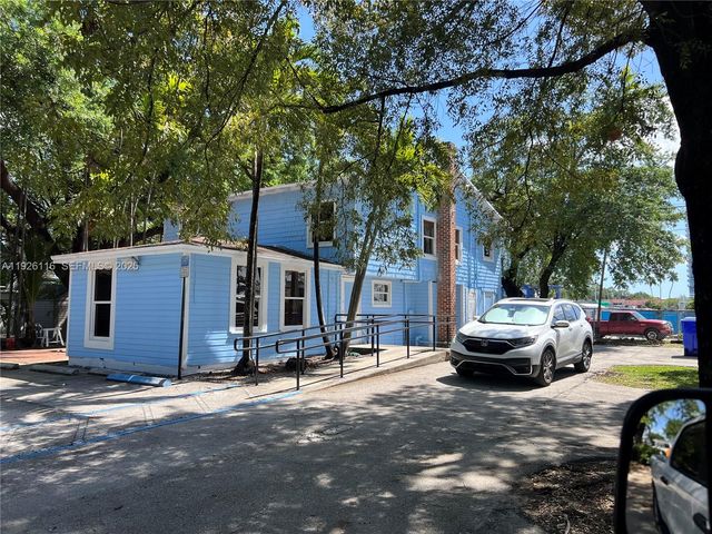 1884 NW 15th St, Miami, FL 33125