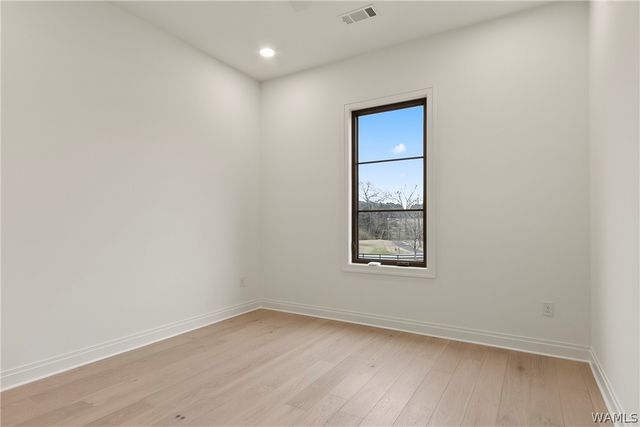 11208 Highland Lakes, Northport, AL 35475