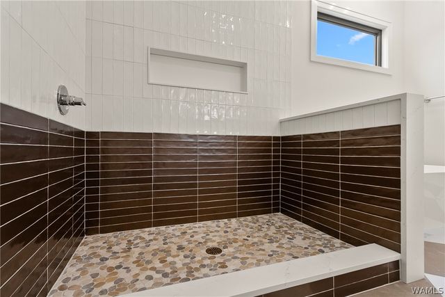 11208 Highland Lakes, Northport, AL 35475