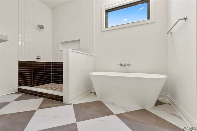 11208 Highland Lakes, Northport, AL 35475