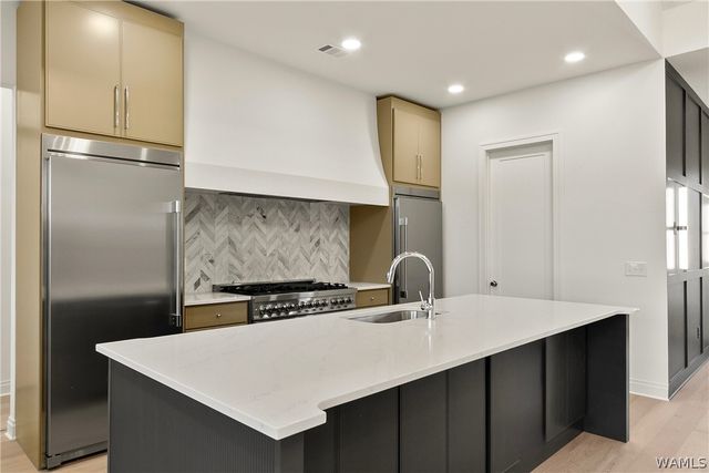 11208 Highland Lakes, Northport, AL 35475