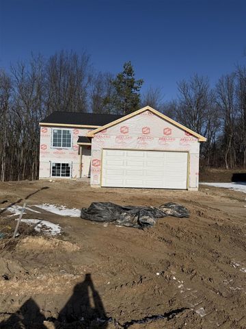 1008 Cedarwood Drive, Greenville, MI 48838