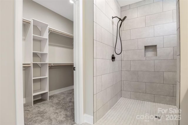 831 B Wynnshire Drive 60, Hickory, NC 28601