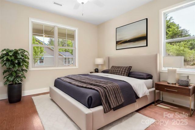 831 B Wynnshire Drive 60, Hickory, NC 28601