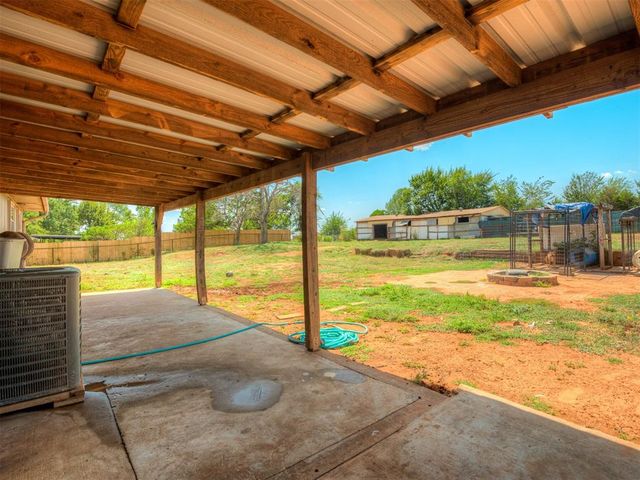 6317 Futurity Drive, Harrah, OK 73045