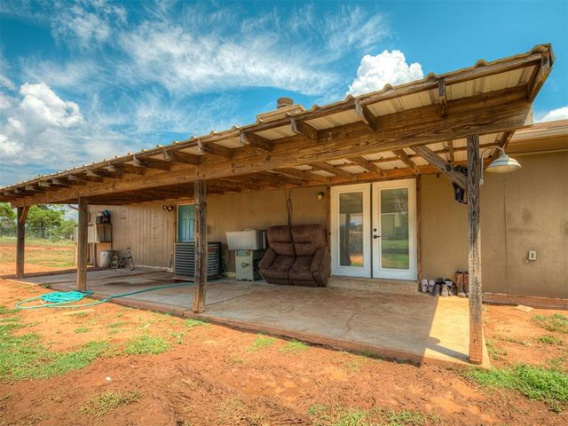 6317 Futurity Drive, Harrah, OK 73045