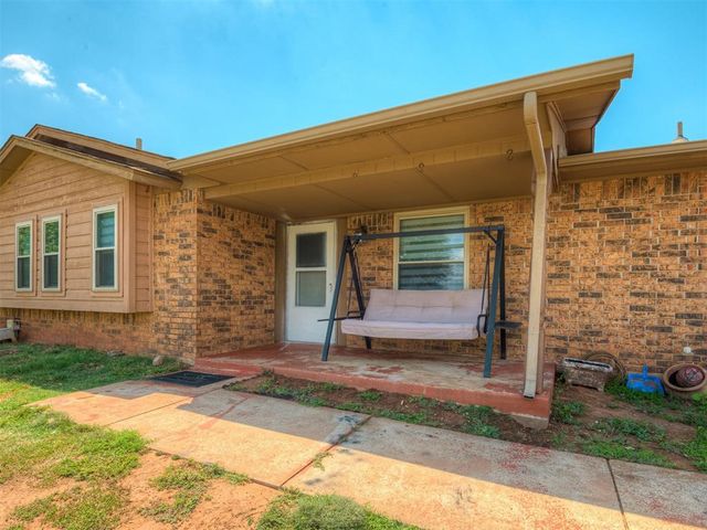 6317 Futurity Drive, Harrah, OK 73045