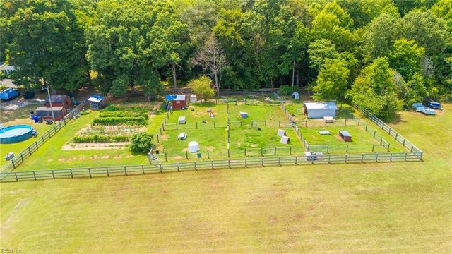 2720 Lake Cohoon RD, Suffolk, VA 23434