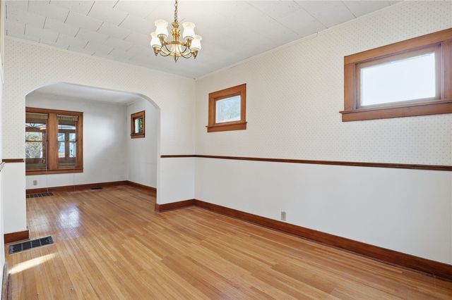 34 Van Bergh Avenue, Rochester, NY 14610