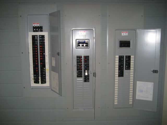 202 PERRY ST, Milledgeville, TN 38359