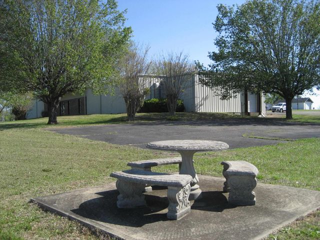 202 PERRY ST, Milledgeville, TN 38359