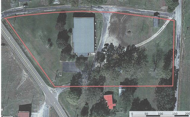 202 PERRY ST, Milledgeville, TN 38359