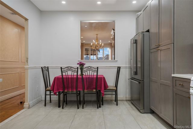 41 Throop Avenue 6, Brooklyn, NY 11206