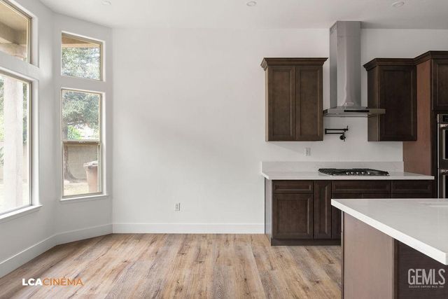 10723 Iron Creek Avenue, Bakersfield, CA 93312