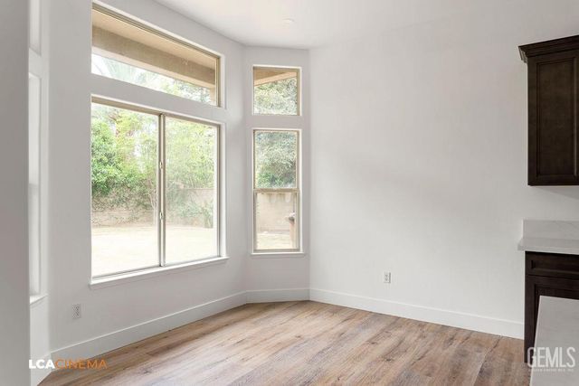 10723 Iron Creek Avenue, Bakersfield, CA 93312